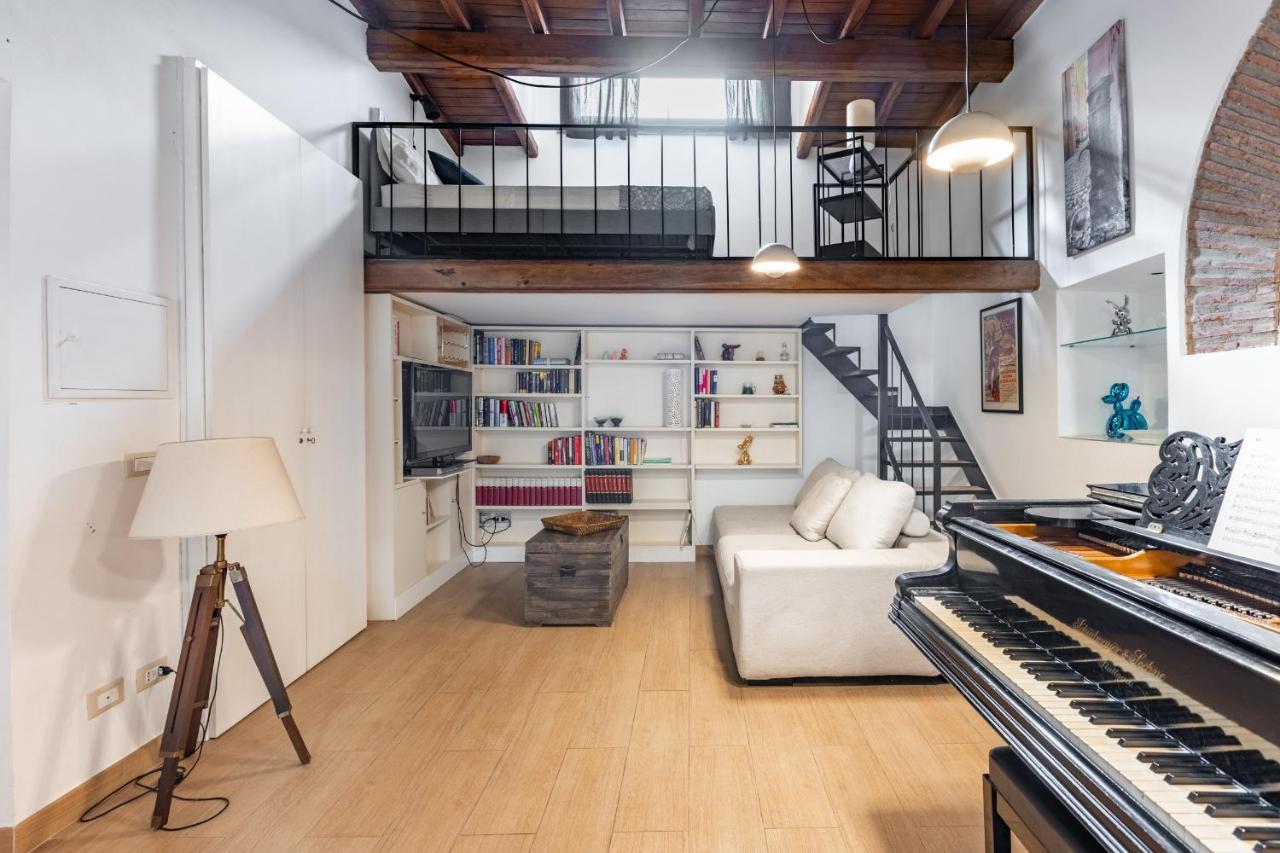 Musician Apartment Colosseo With Piano Rome Exterior photo